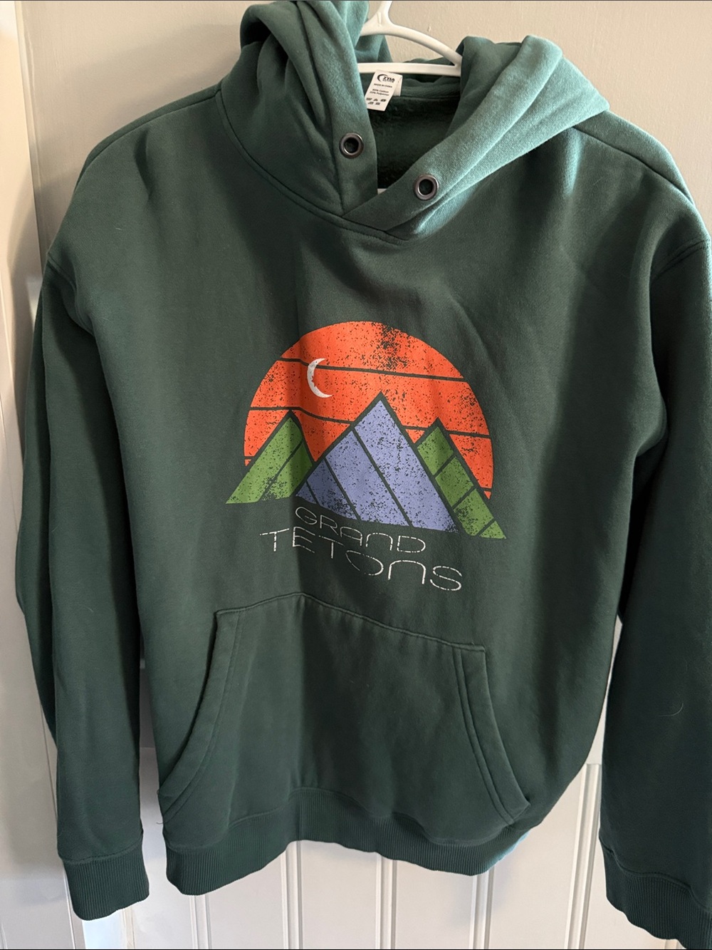 Zyia Grand Tetons Graphic Hoodie Sweatshirt - Forest Green